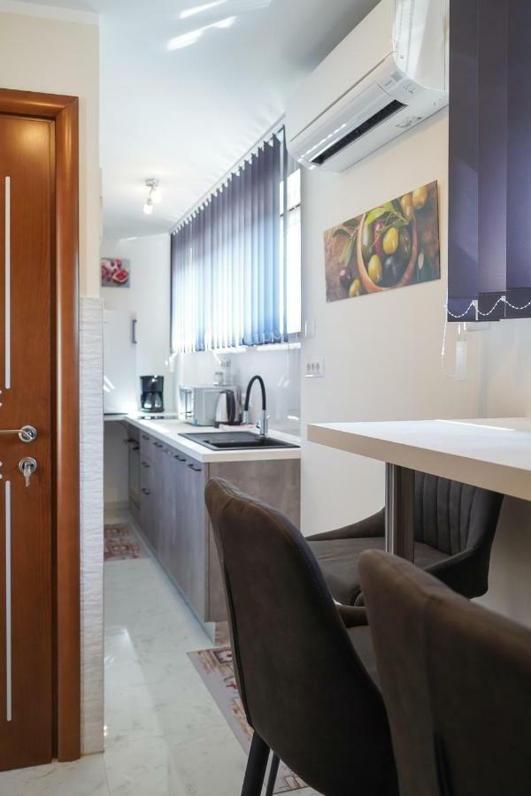 Apartments Edi & Tea Malinska Exterior photo