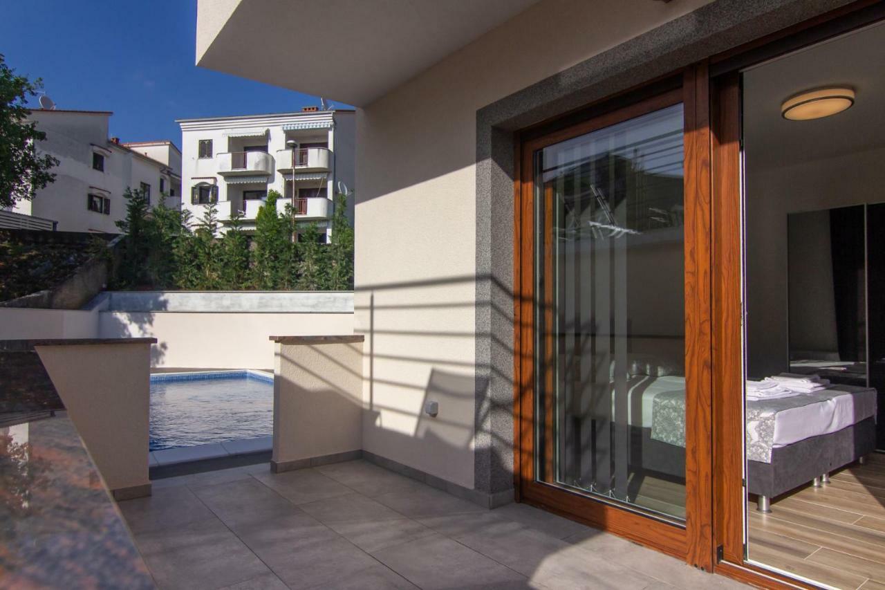 Apartments Edi & Tea Malinska Exterior photo